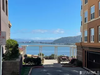 Photo #2: 421588075 Listing 