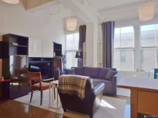 Photo #2: 421609196 Listing 