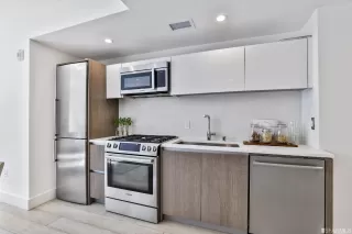 Photo #3: 422635062 Listing 