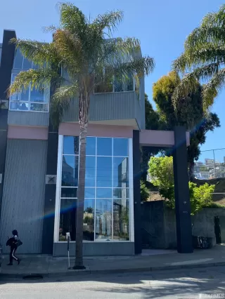 Photo #1: 422647766 Listing