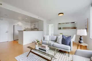 Photo #5: 422651620 Listing 