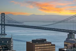 Photo #6: 422653247 Listing