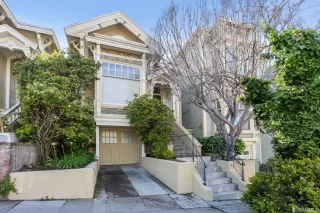 Photo #3: 422655226 Listing