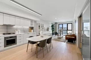 Photo #3: 422657764 Listing