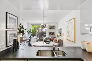 Photo #6: 422663354 Listing 