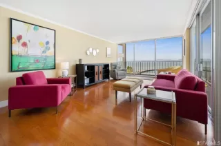 Photo #3: 422667829 Listing