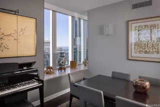 Photo #4: 422667924 Listing