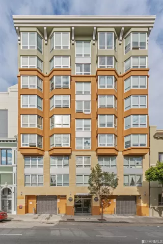 Photo #3: 422671689 Listing