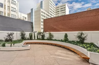 Photo #5: 422671689 Listing