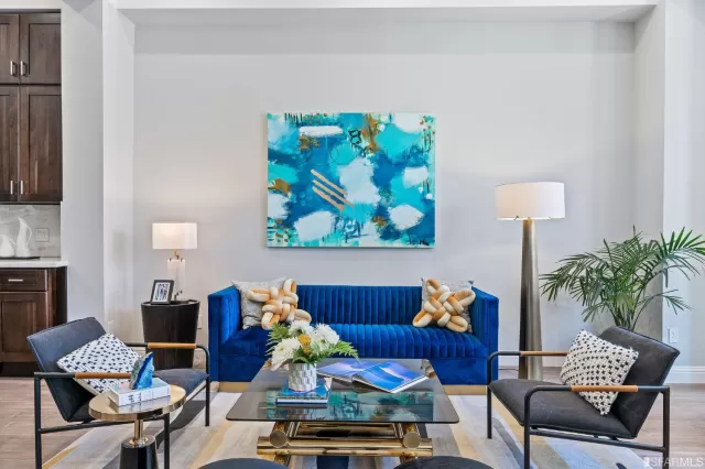 MLS: 422681506 Condo For Sale