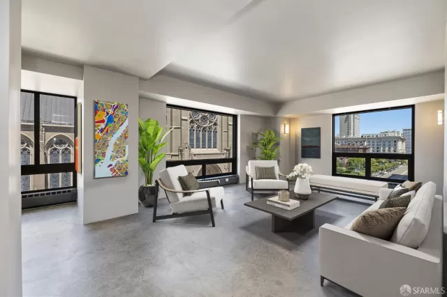 MLS: 422681600 Condo For Sale