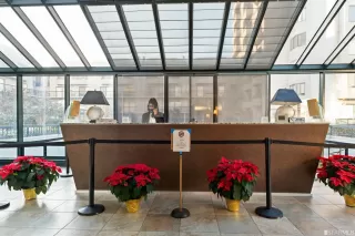 Photo #2: 422681737 Listing