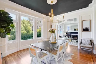 Photo #2: 422686290 Listing 