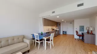 Photo #4: 422687113 Listing 