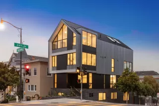 Photo #3: 422689024 Listing 