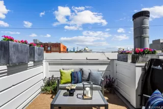 Photo #4: 422689246 Listing 