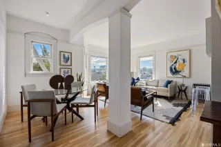 Photo #4: 422689434 Listing 