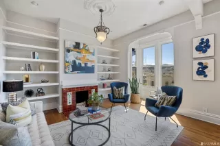 Photo #3: 422690033 Listing 