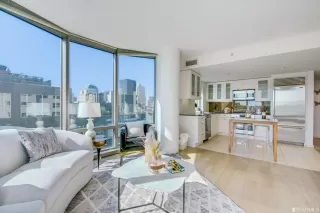 Photo #6: 422690787 Listing