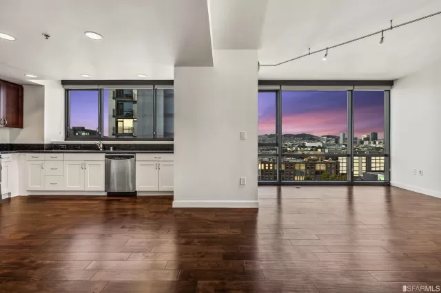 MLS: 422692039 Condo For Sale