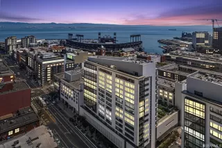 Photo #4: 422692039 Listing 