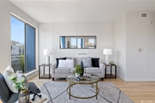 Photo #1: 422692661 Listing 