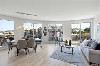 Photo #4: 422692661 Listing 