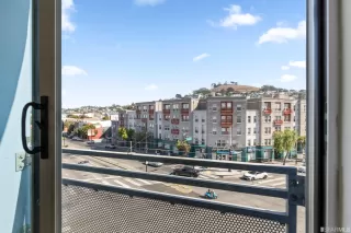 Photo #6: 422692661 Listing 