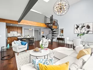 Photo #5: 422695825 Listing