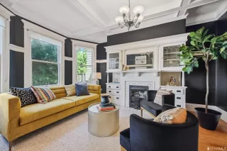 Photo #6: 422696365 Listing