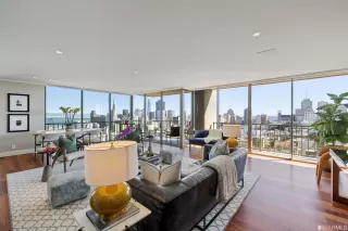 Photo #3: 422697101 Listing 