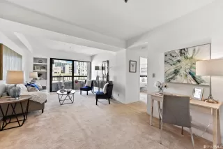 Photo #6: 422698287 Listing 