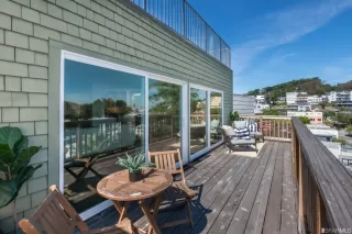 Photo #6: 422698651 Listing