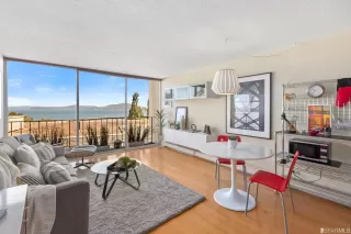 Photo #1: 422698704 Listing