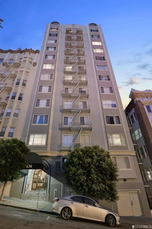 MLS: 422701260 Condo For Sale