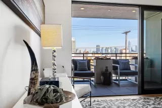 Photo #6: 422701890 Listing