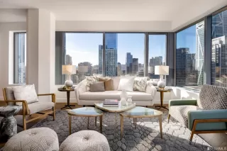 Photo #2: 422702324 Listing