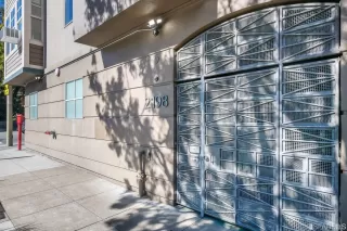 Photo #2: 422703087 Listing