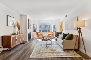 More Details about MLS # 422703389 : 950 COLUMBUS AVENUE #4