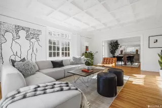 Photo #1: 422703448 Listing