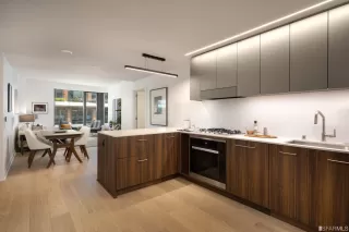 Photo #1: 422703561 Listing