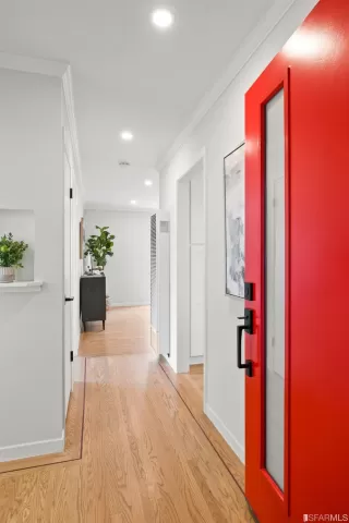 Photo #5: 422704546 Listing