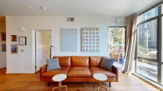 Photo #3: 422705752 Listing