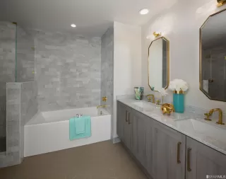 Photo #5: 422705807 Listing