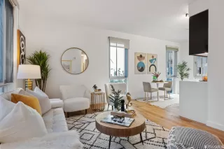 Photo #4: 422707783 Listing 