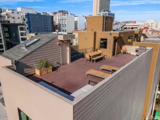 Photo #6: 422708123 Listing