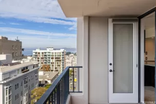 Photo #3: 422708510 Listing