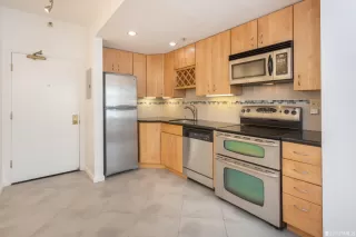 Photo #3: 422709183 Listing