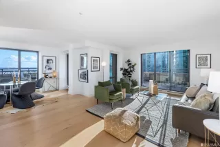 Photo #2: 422709496 Listing