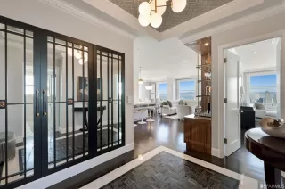 Photo #5: 422709648 Listing 